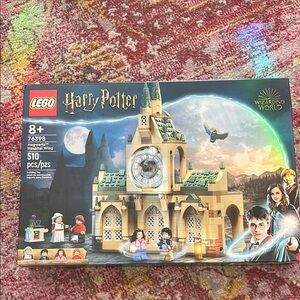Retired LEGO Hogwarts Hospital Wing Set - NWT